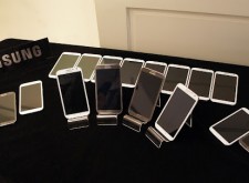 Samsung GALAXY Note II實機外觀 & 使用心得分享! Samsung GALAXY Note II實機外觀 & 使用心得分享!