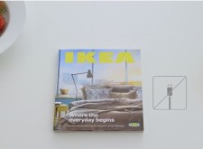向APPLE致敬，IKEA仿蘋果風格拍攝自家型錄廣告